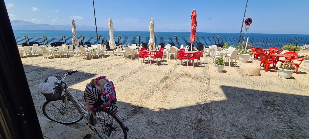 Vista Mare Marina Trappeto Apartment Трапето Екстериор снимка